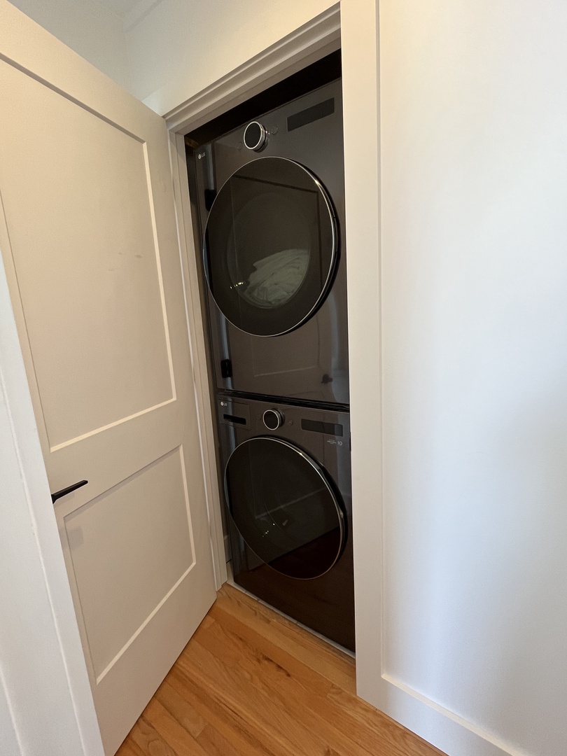 43 - washer-dryer first level