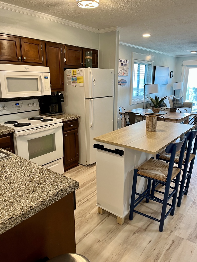 Kitchen Area 1