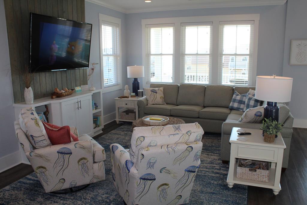 Living Area - Upstairs