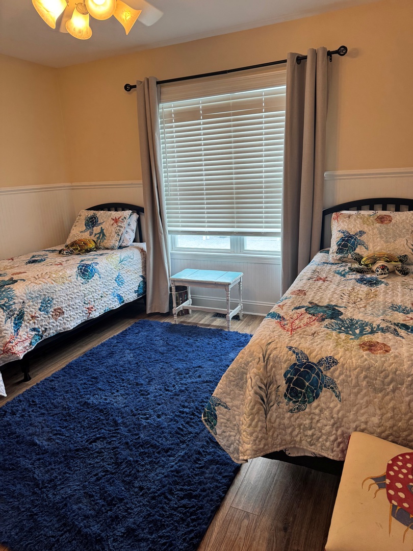 19 goldsboro bunk room