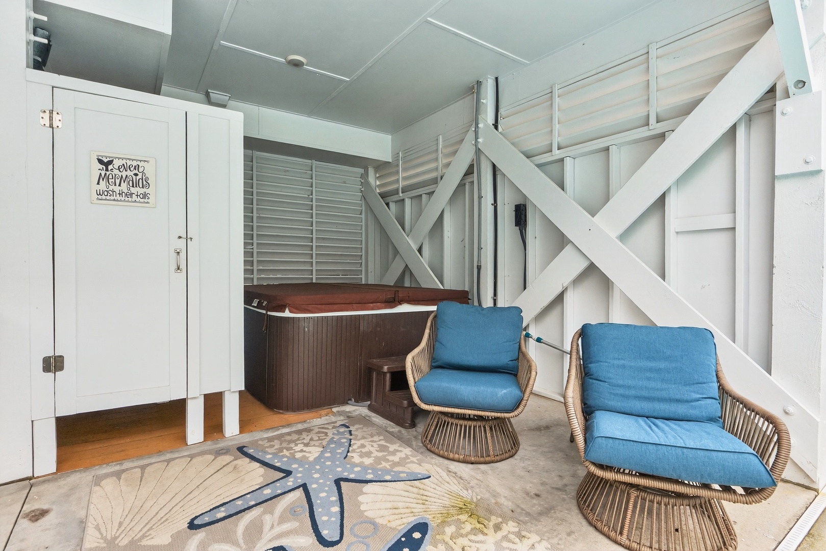 Outdoor Living Area 4