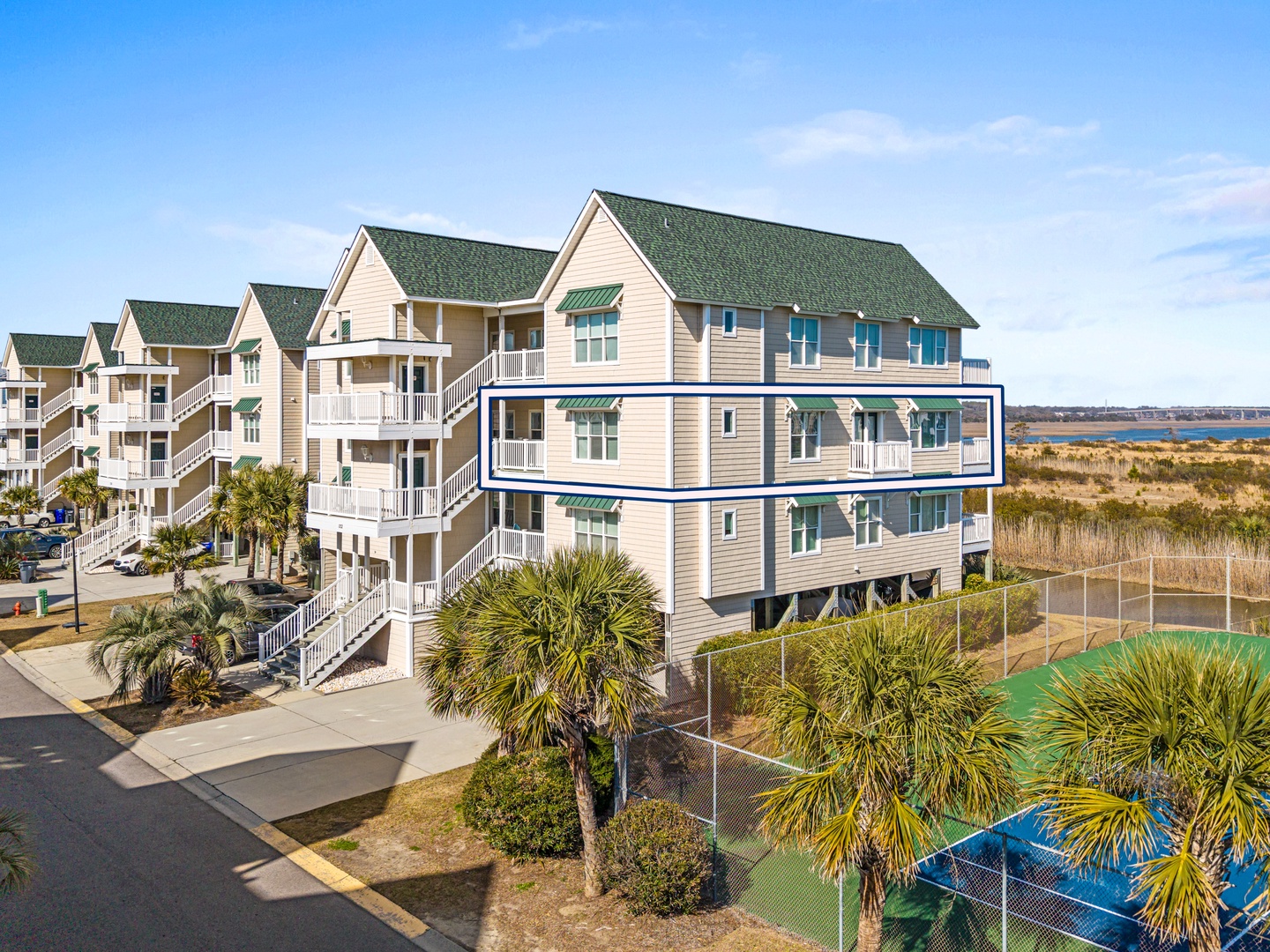 Side View of Complex 2