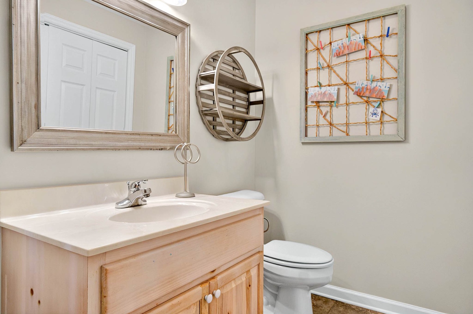 Bedroom 2 Private Bath 2-1