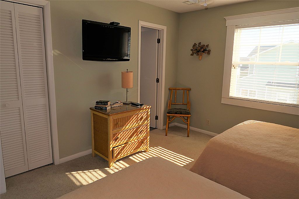 21 - bedroom 2 first level