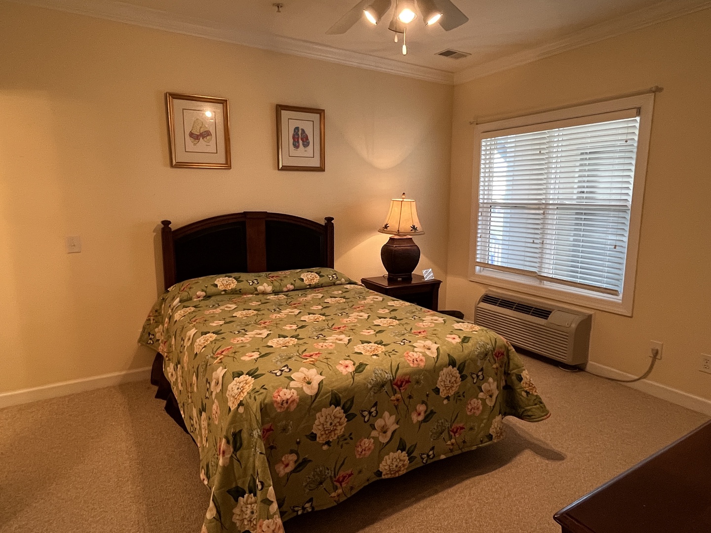 29 - bedroom 4 - queen