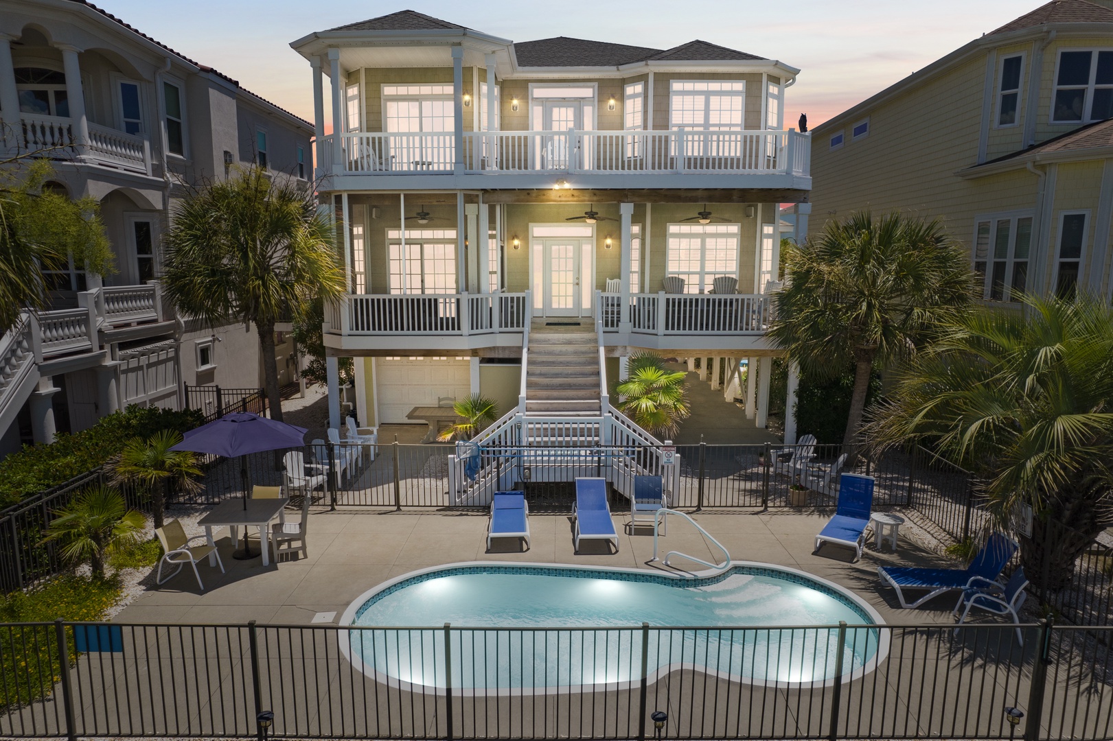 146 West Third Street - Night