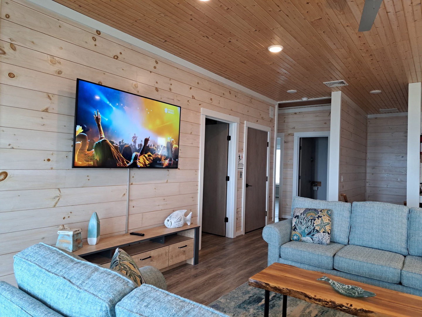 5 - living area