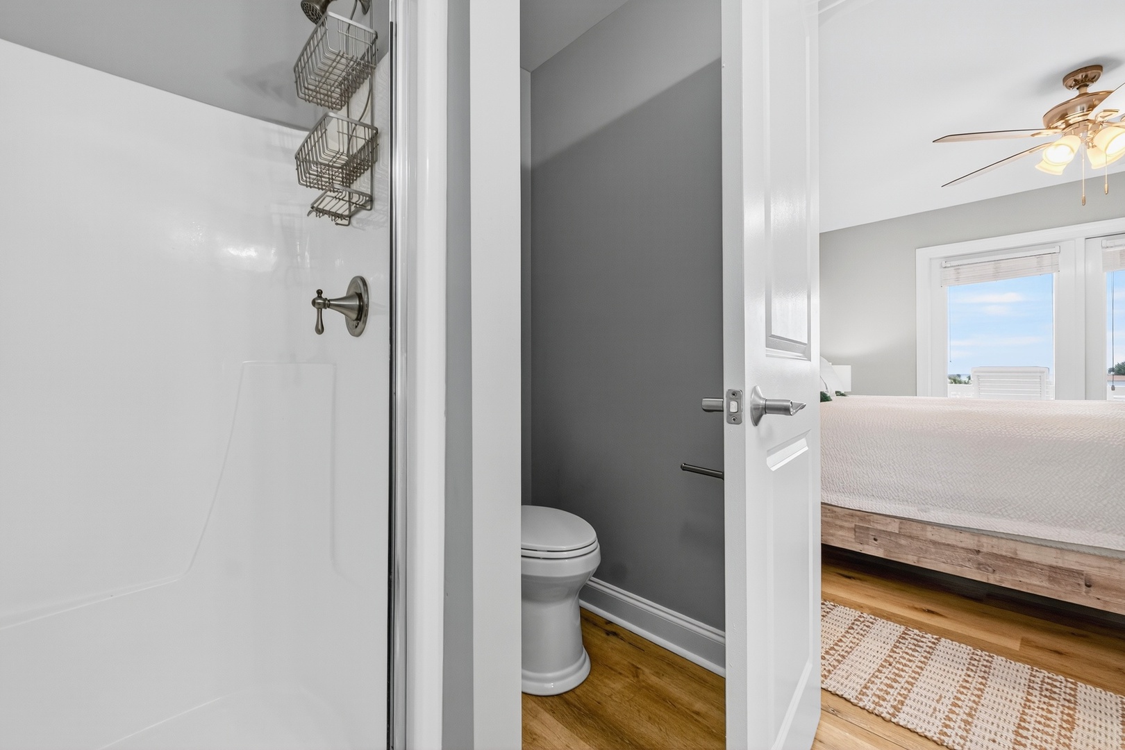 Private Bath Bedroom 5-2