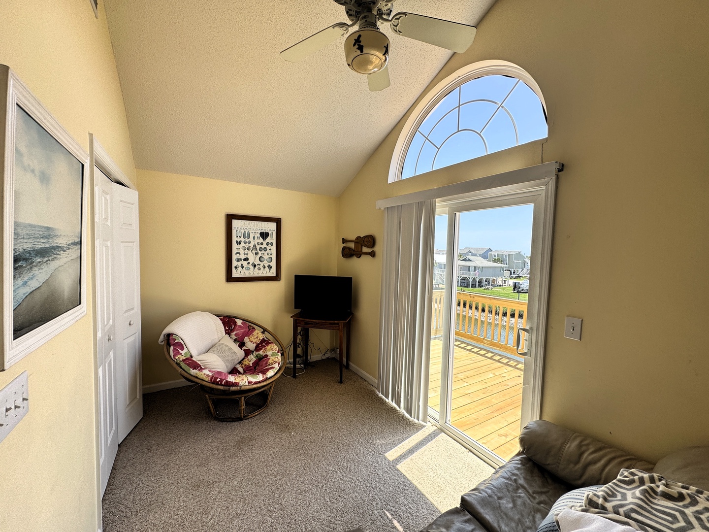 Sitting Area - Upstairs