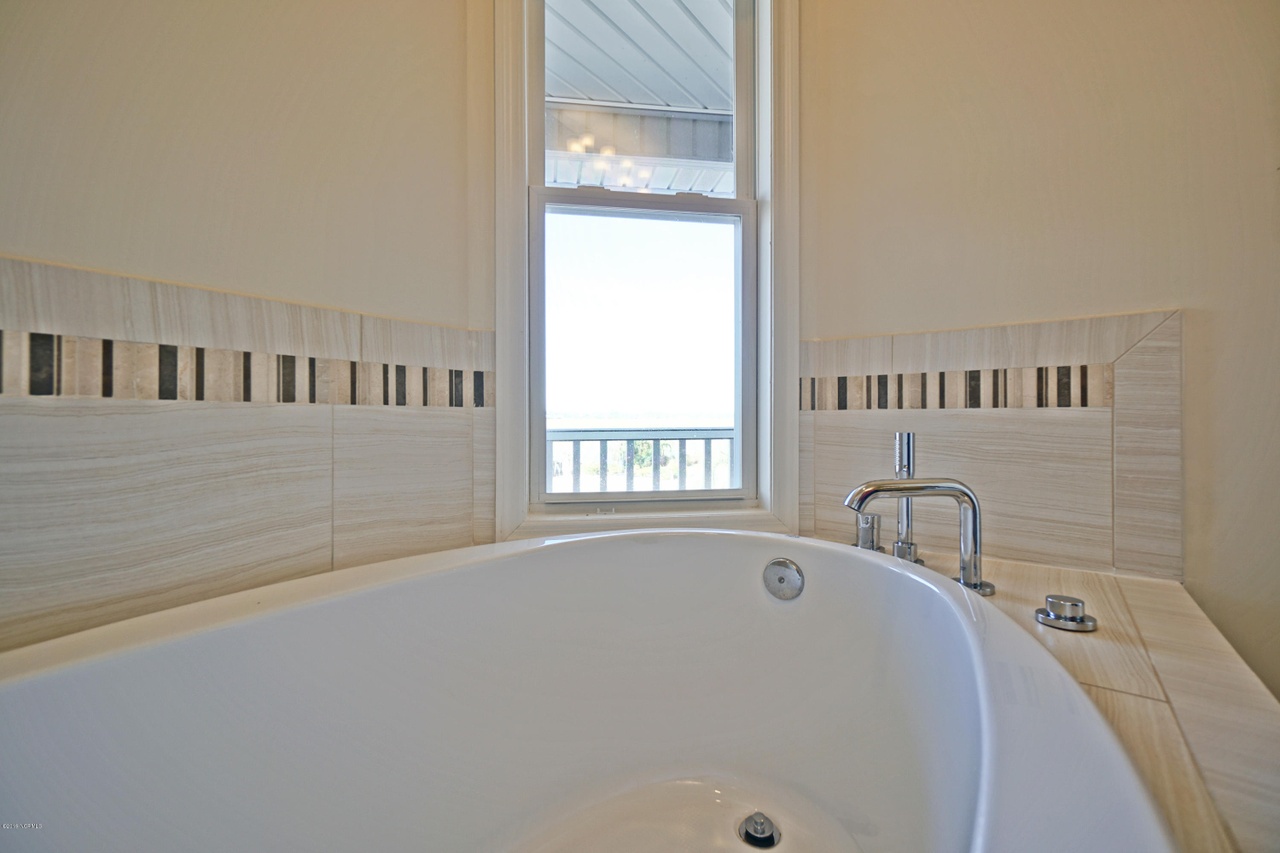 27 bedroom 2 private bath