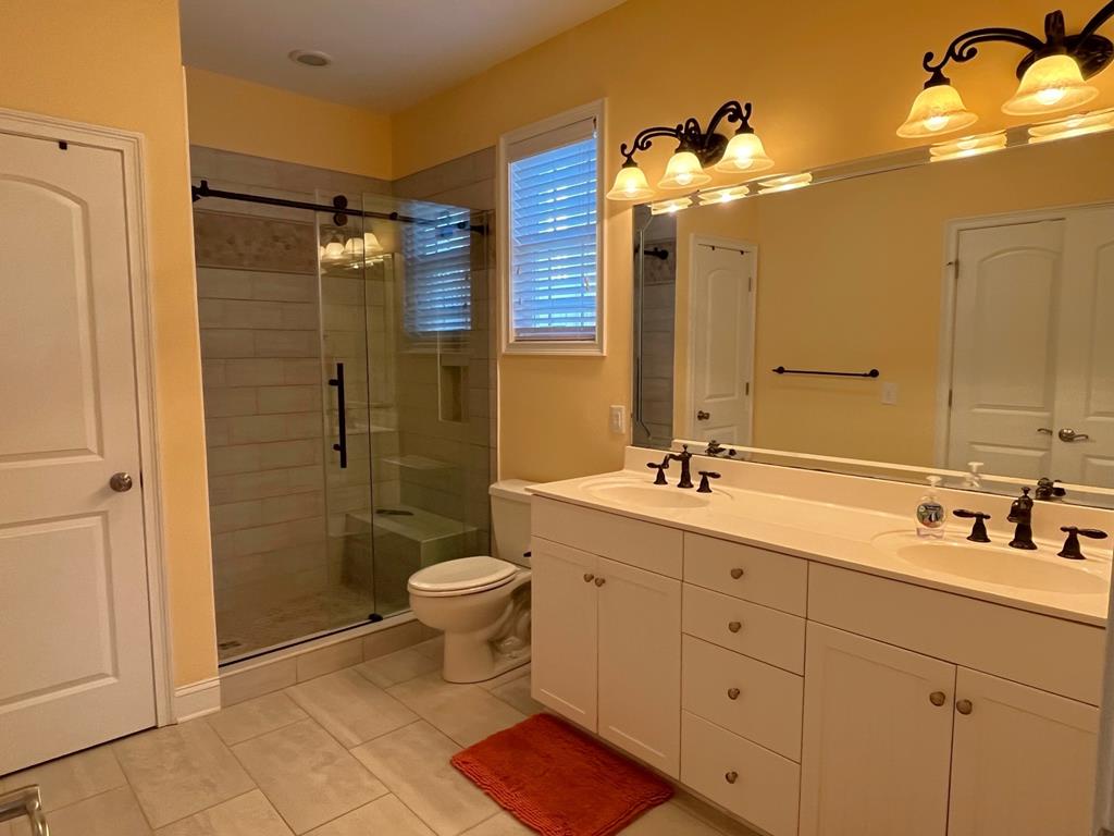 Bedroom 5 Private Bath