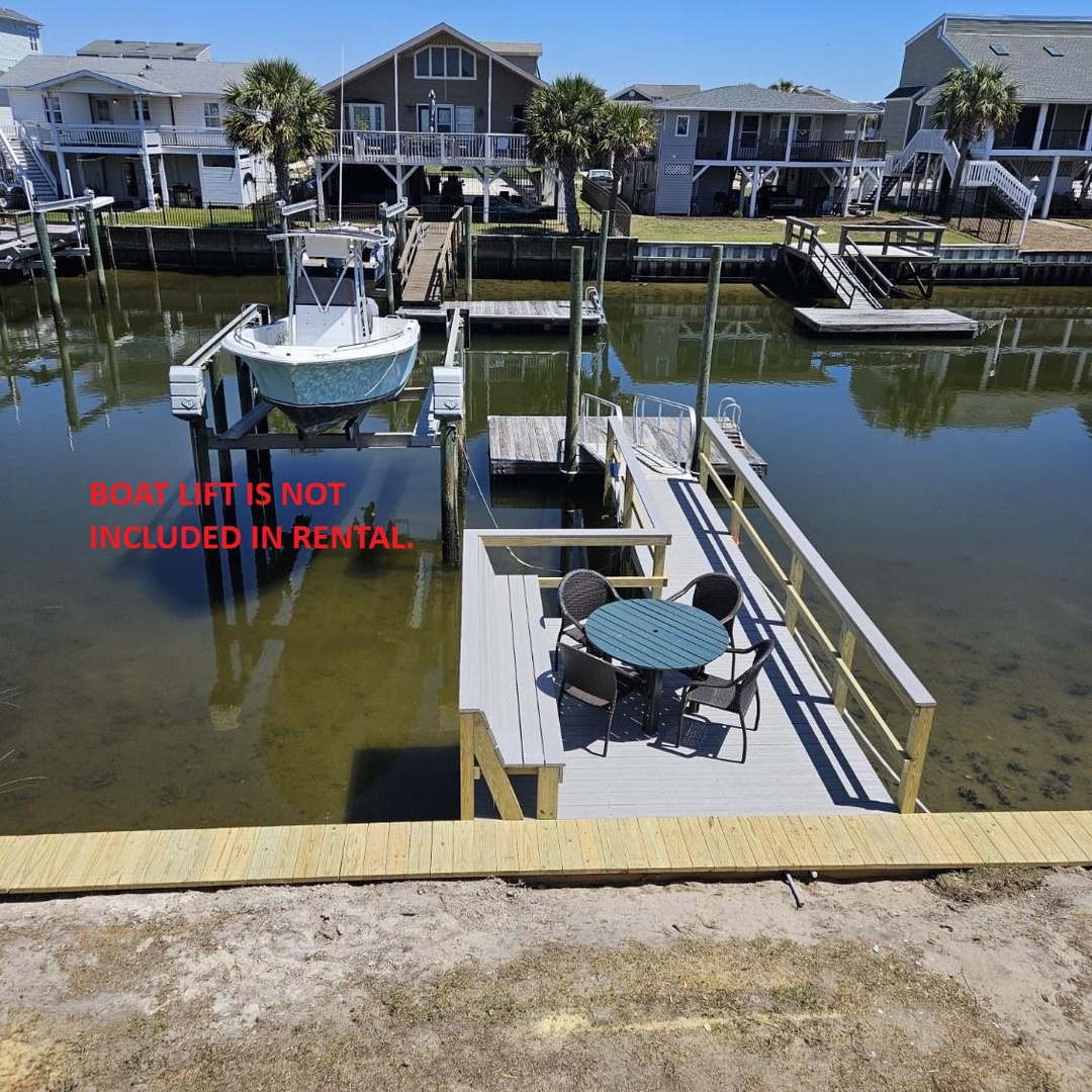 Boat lift not included in rental.