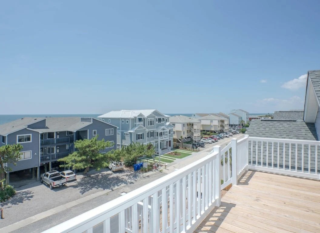 view from upper deck widow watch