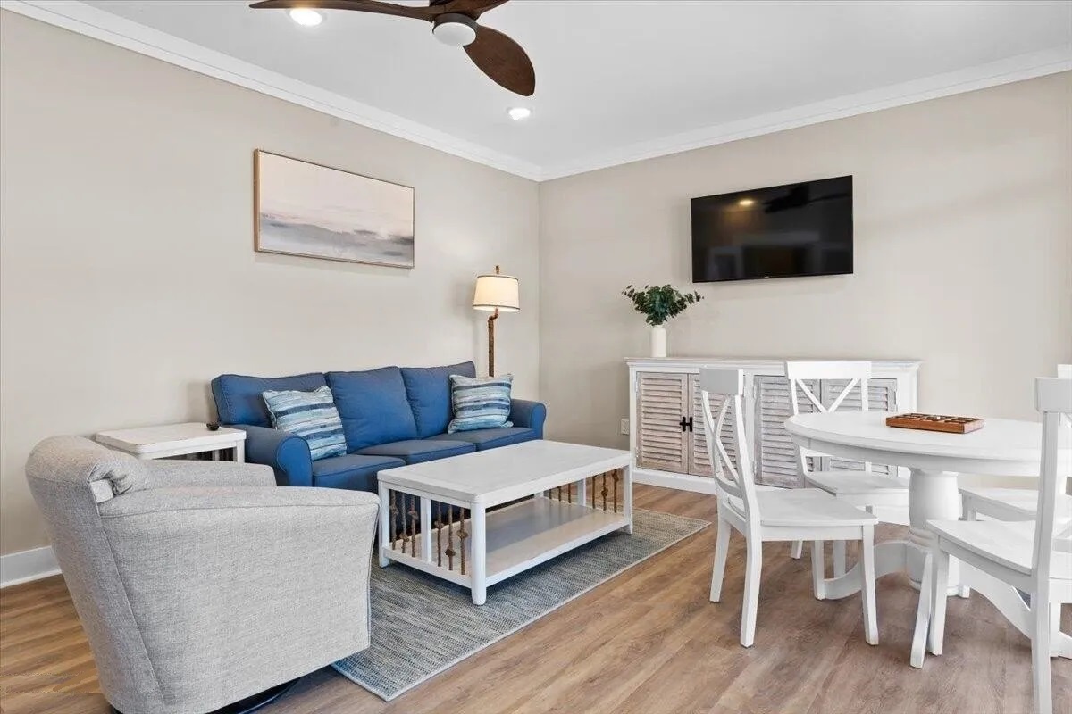 50 - living area first level