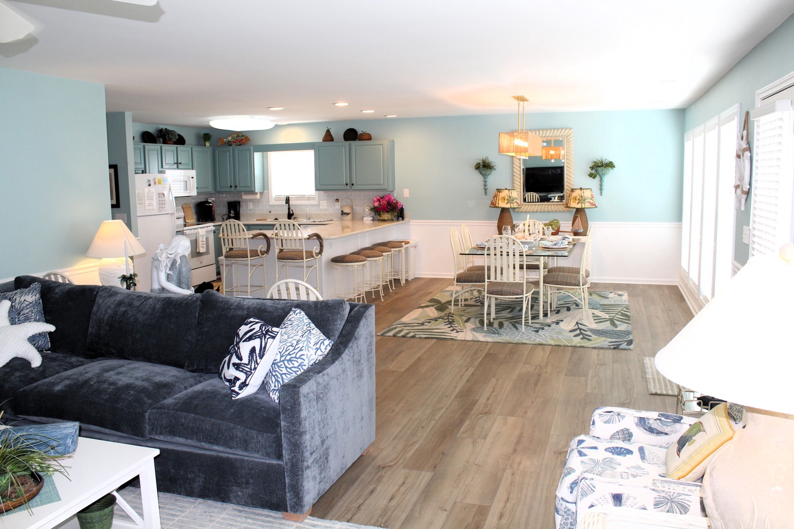 Living Area to Dining Area