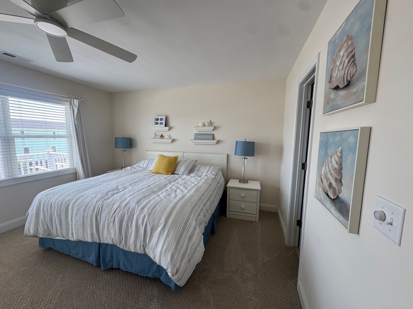 mid level king bedroom