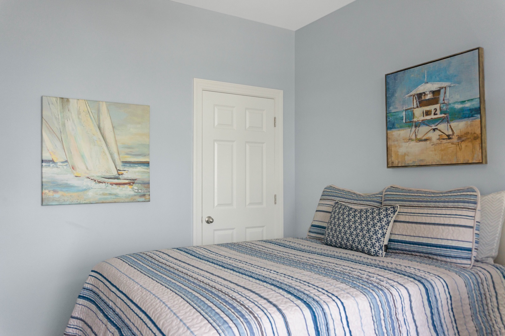 Upstairs Bedroom 4-2