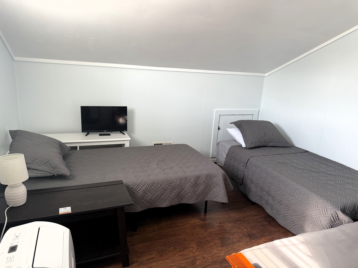 Loft - Two Twins and Double Futon