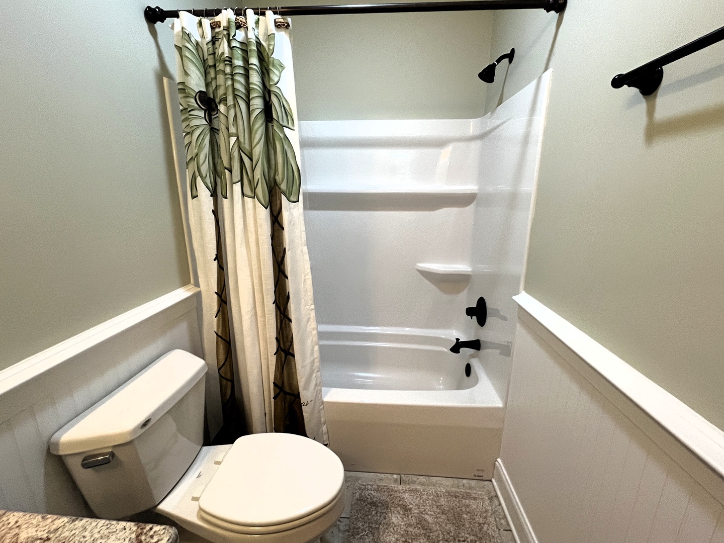 bedroom 2 - private bath - tub-shower