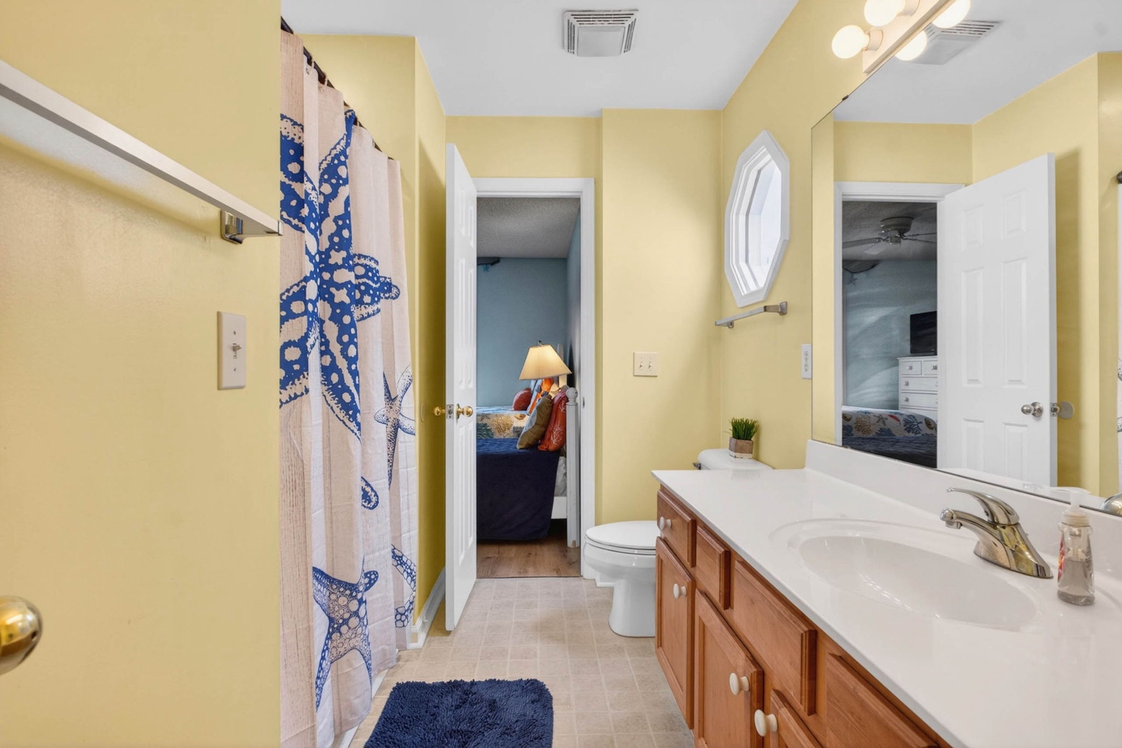 Jack N Jill bathroom shared by bedrooms 1 and 2
