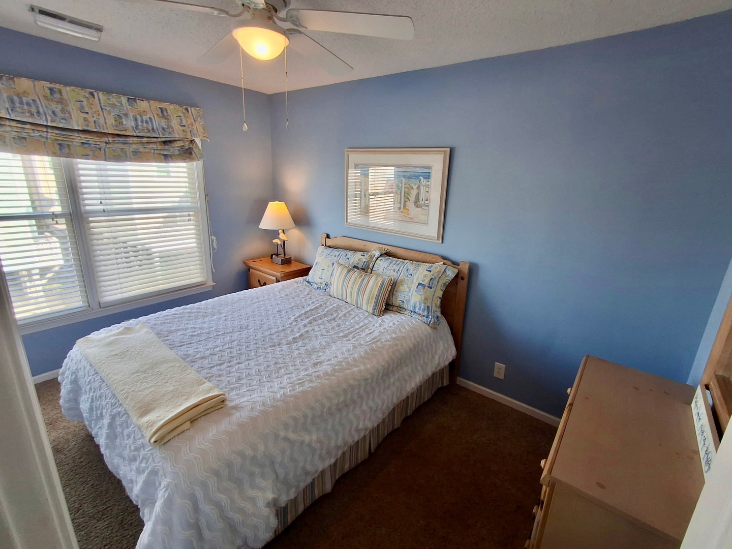 10 - bedroom 2 upstairs