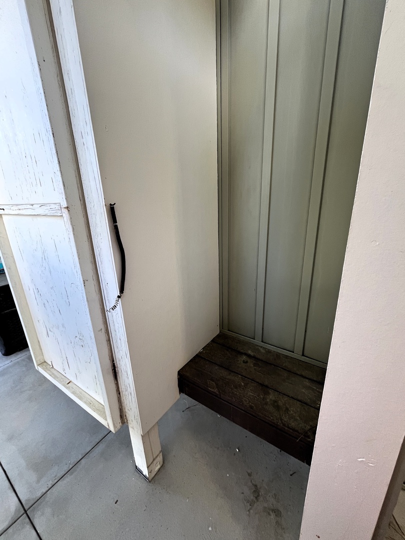 outside shower