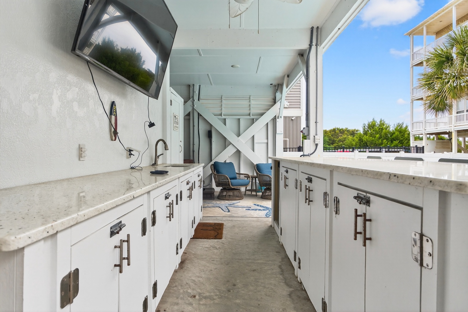 Outdoor Living Area 2