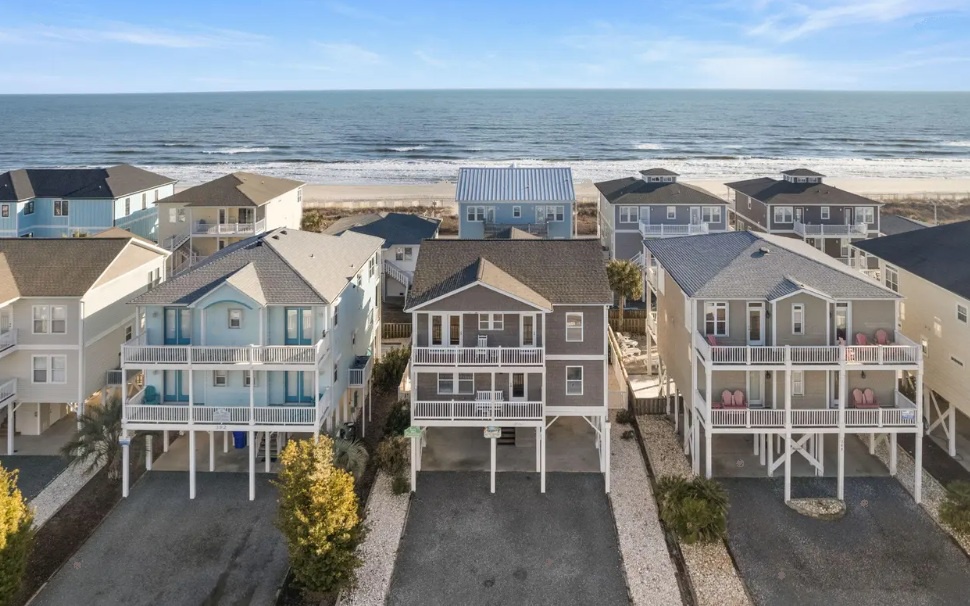 33 - 390 East Second Street