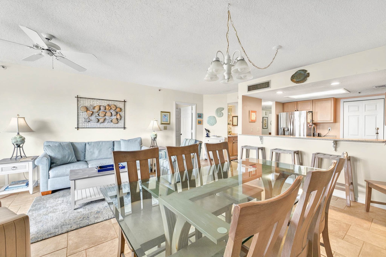 Living Dining Area 2