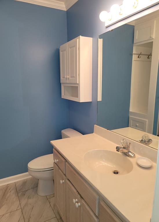 Bathroom 3 - Private 