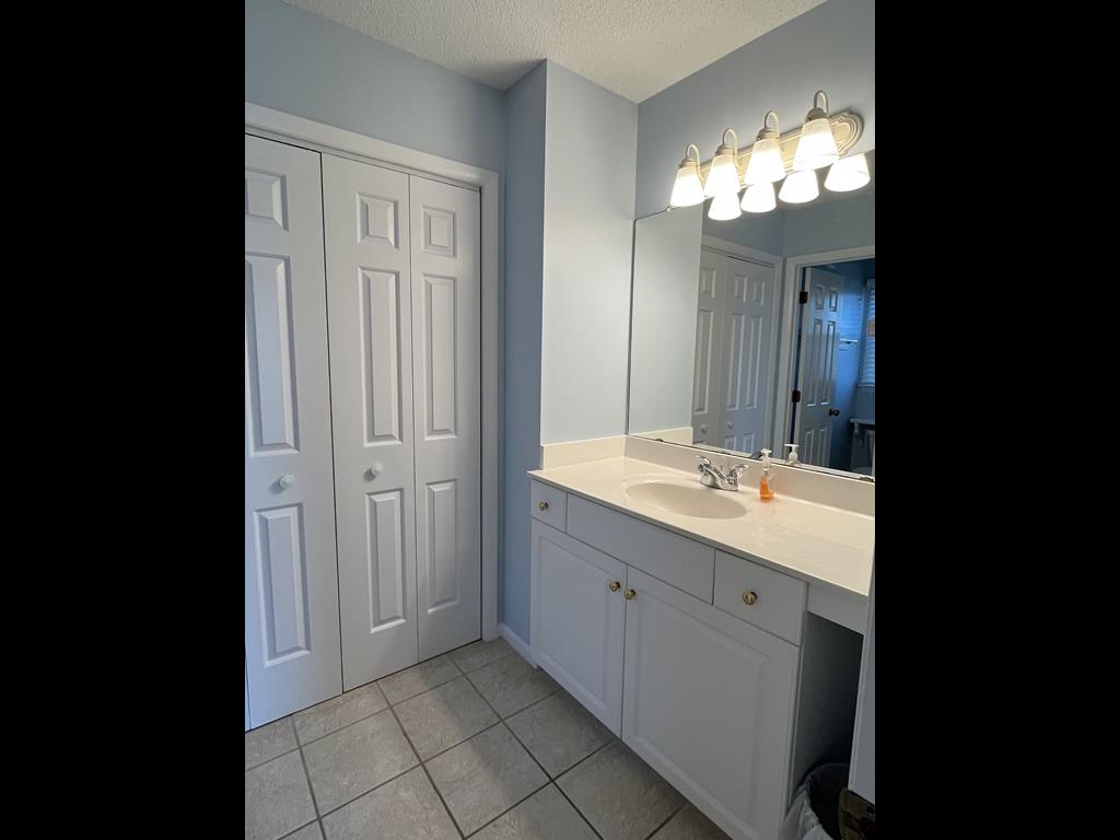 Bedroom 4 Private Bath