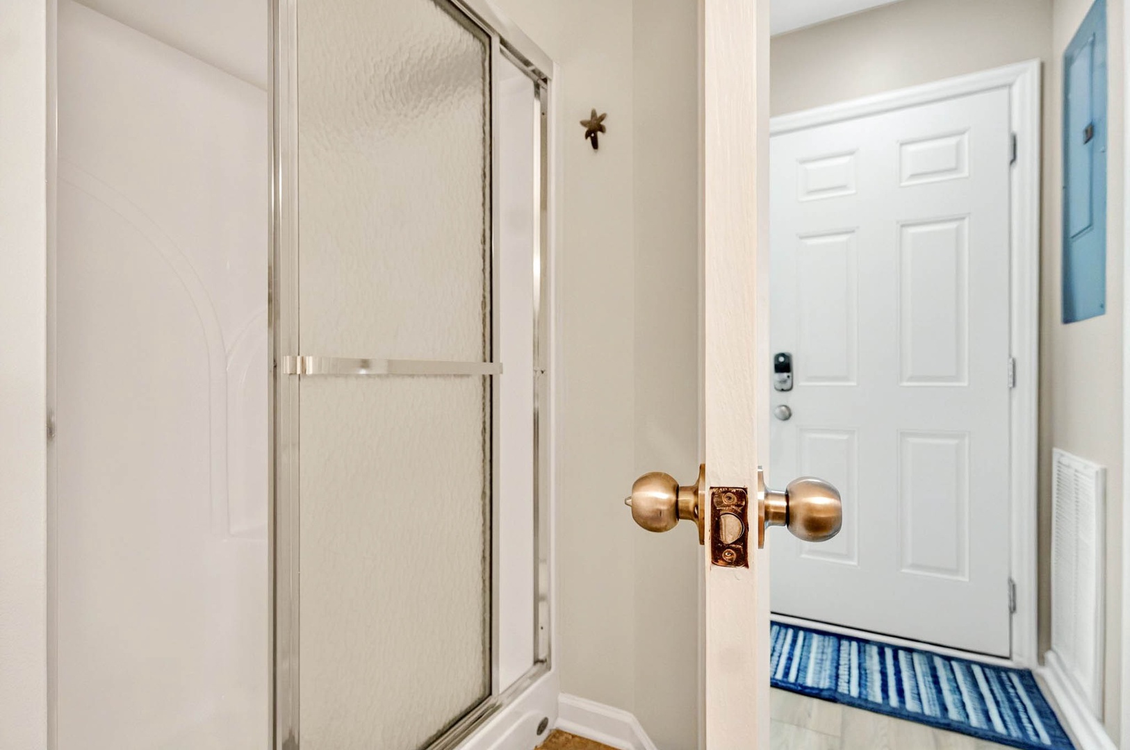 Bedroom 2 Private Bath 2-2