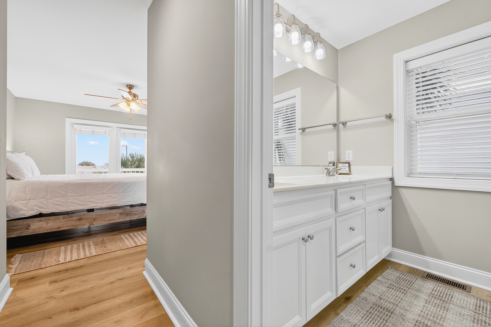 Private Bath Bedroom 3-1