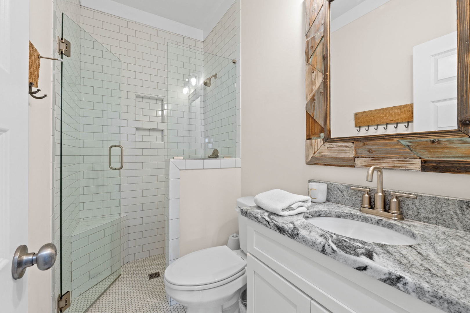 bathroom 5-1 upstairs