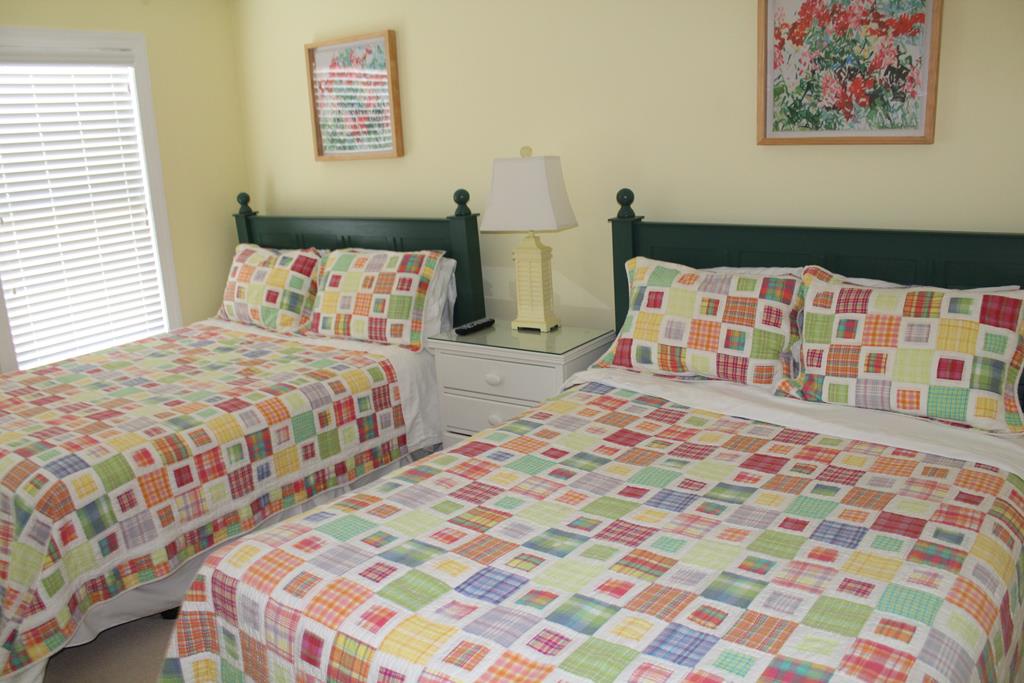 Bedroom 4 - Upstairs - Streetside 