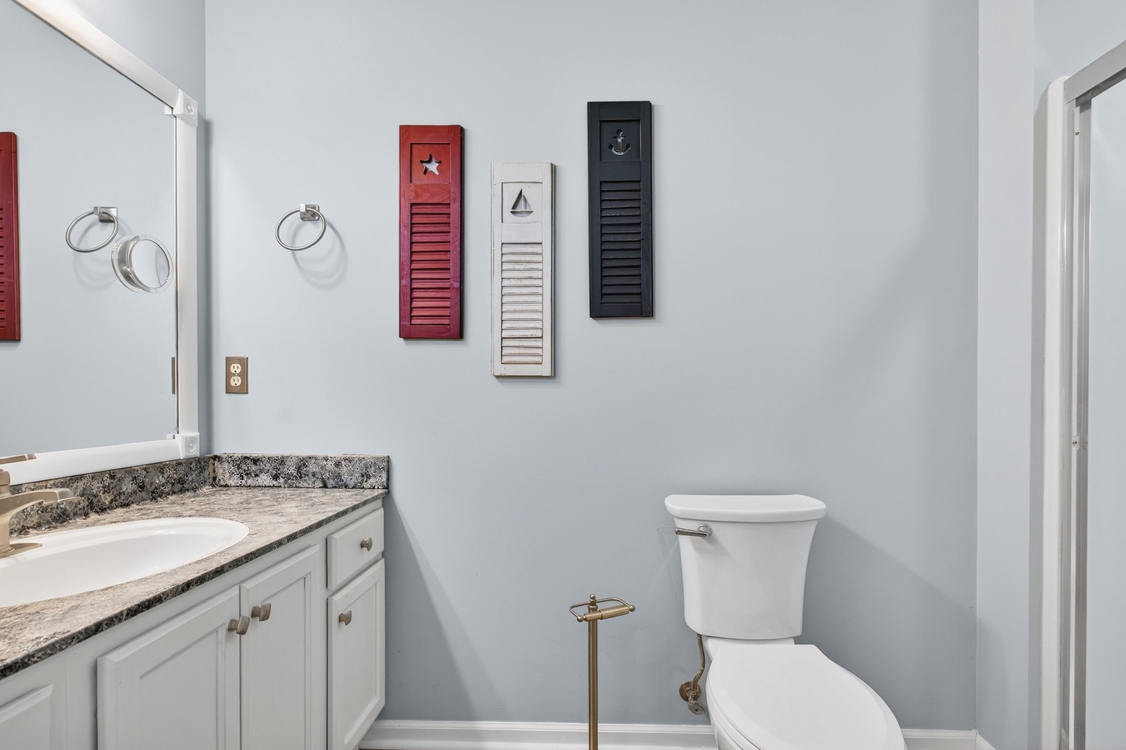 Bedroom 3 - Private Bath 1