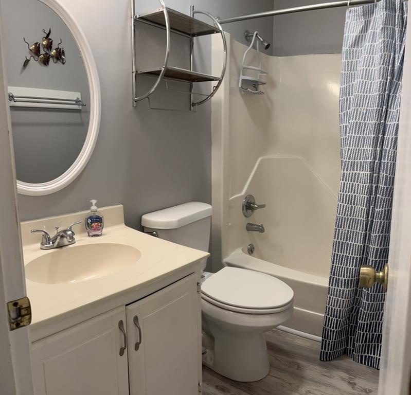 Bathroom 2 - Open to Hall