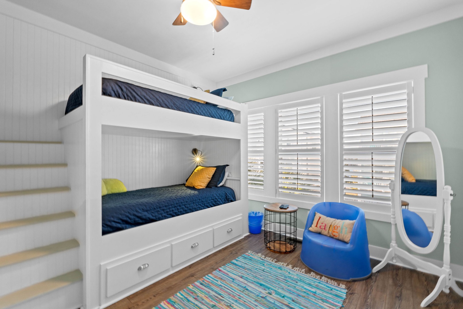 bedroom 3-2 first level