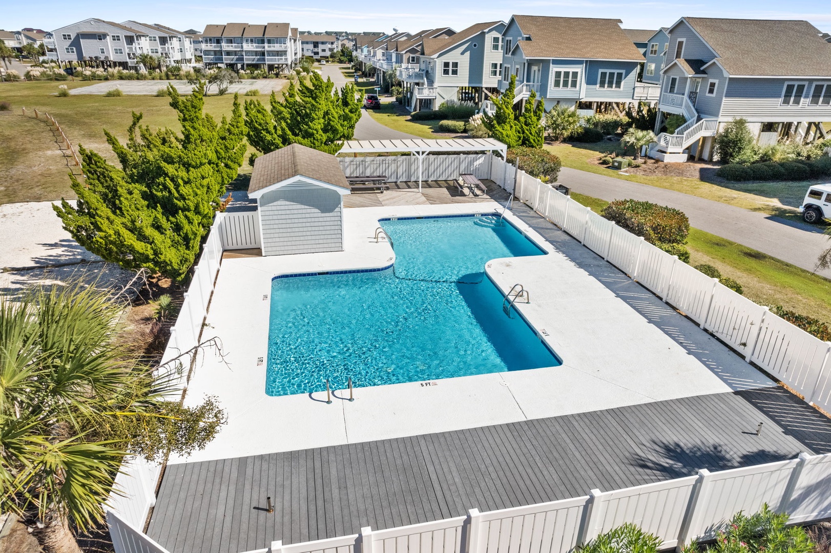 Island Park community pool