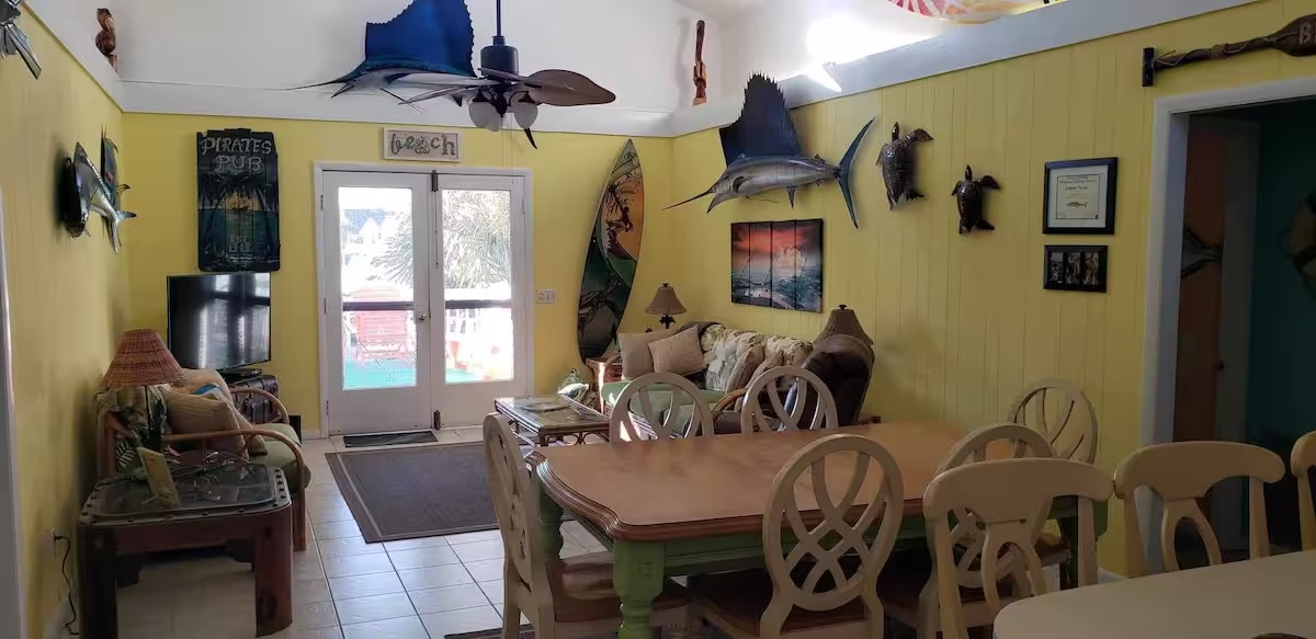 4 - upstairs living - dining