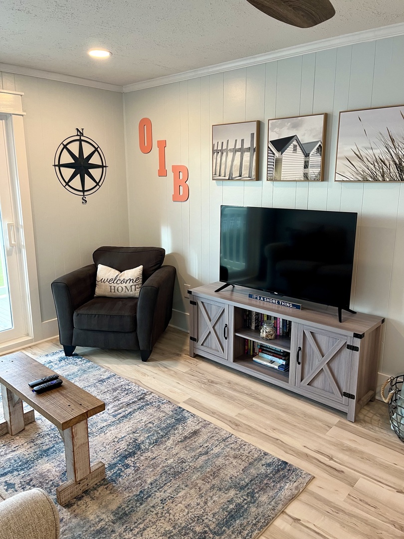 Living Area 2
