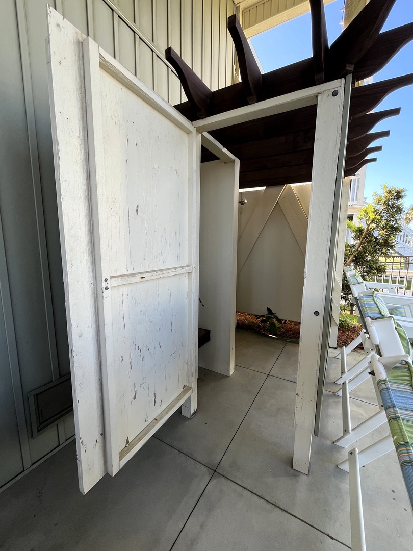 outside shower