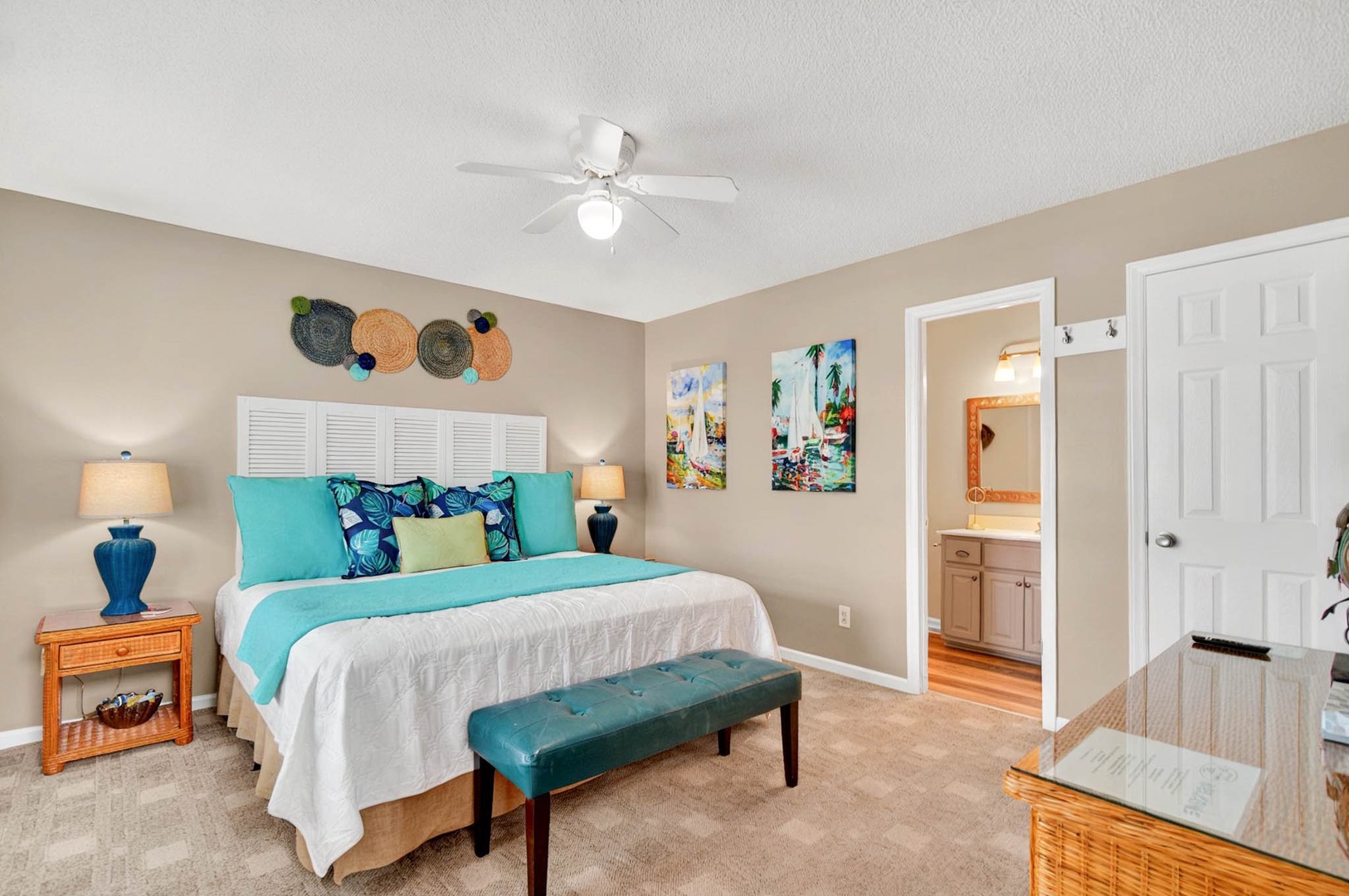 King Bedroom Downstairs 1-1