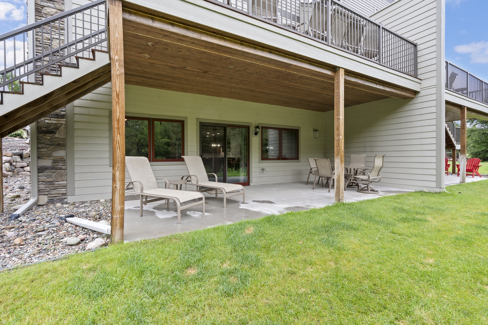 Patio with great access to Lake and Beach