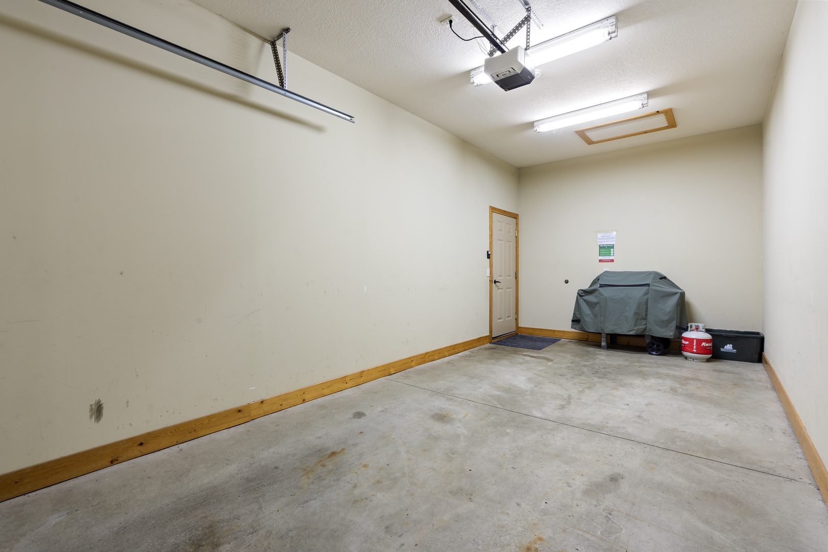 Garage available for parking