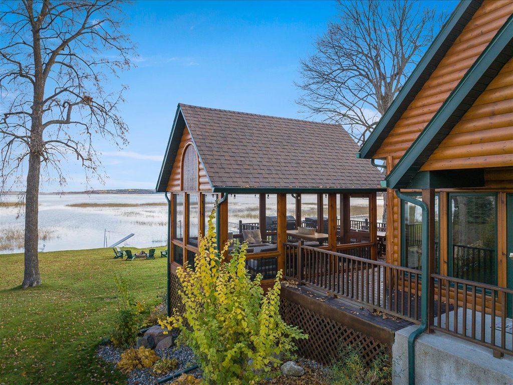 Screened In Porch