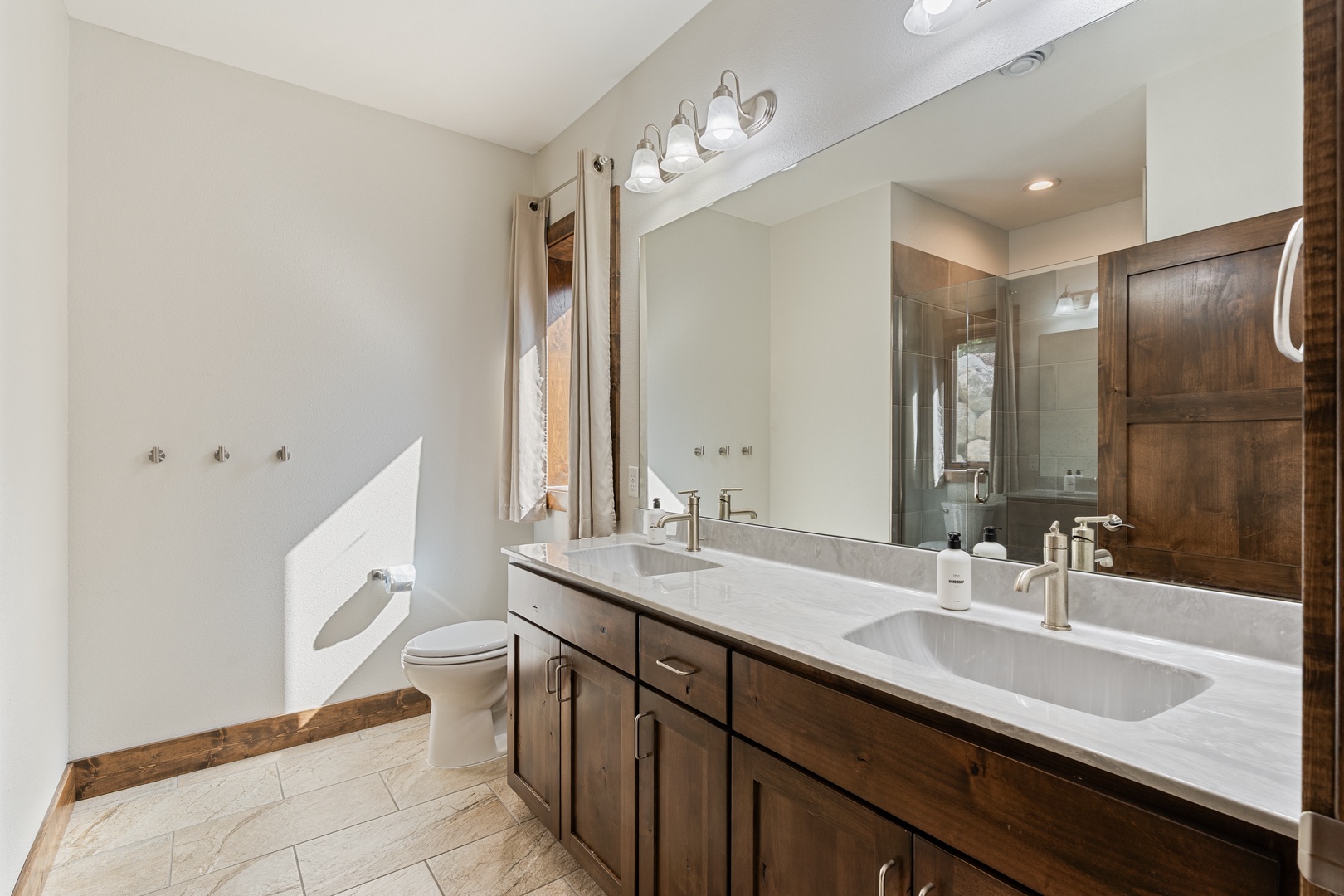 Primary Bath -walk in shower