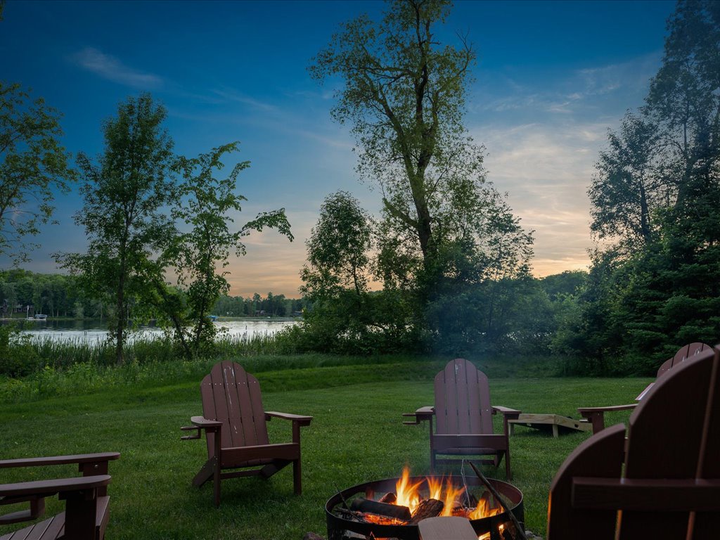 lakeside firepit