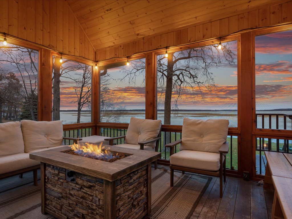 Screened In Porch