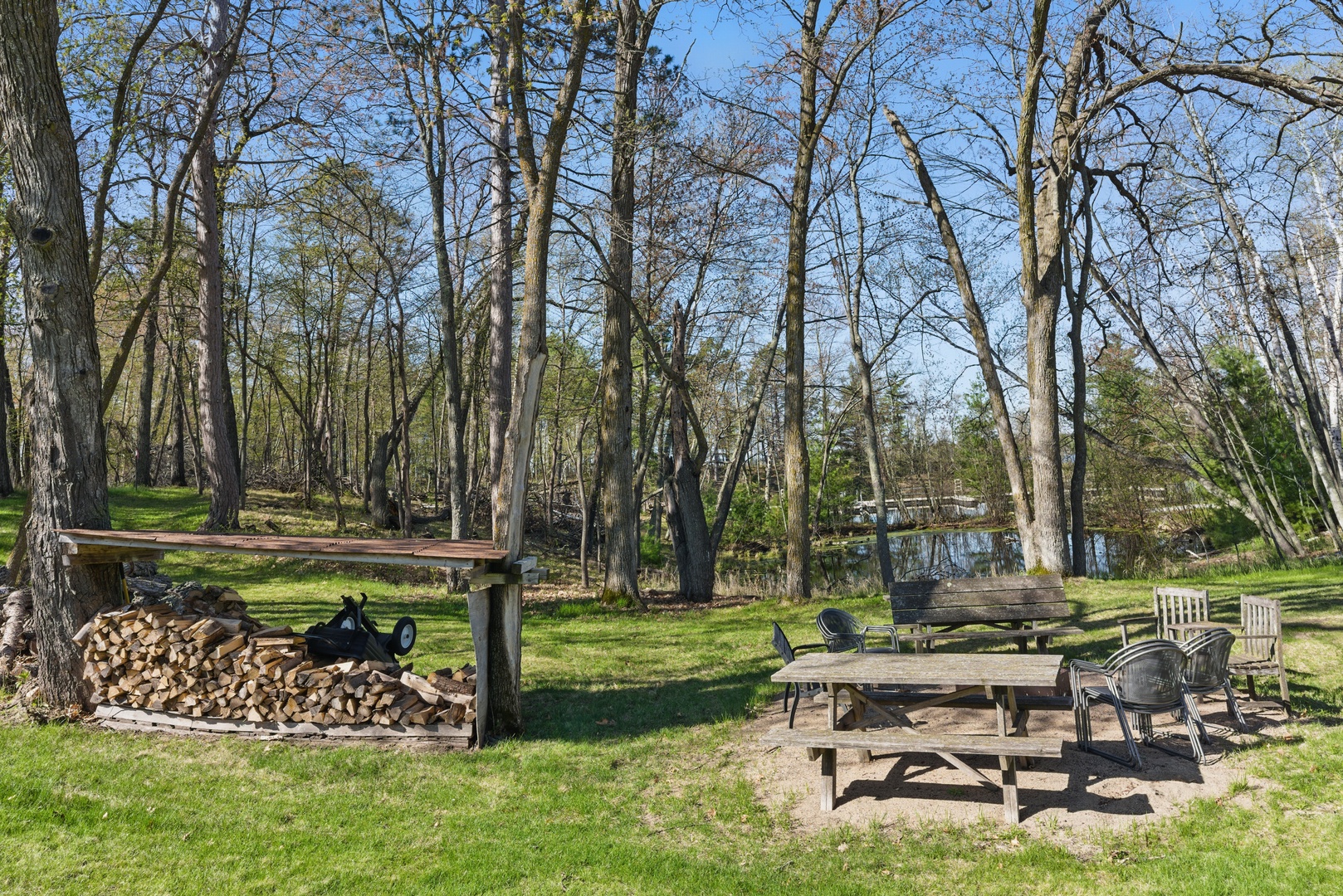 Community firepits, beach, games, picnic space